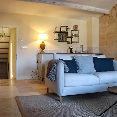 La Grande Bourgade-authentique Maison En Pierre Avec Terrasse Climatisation Au Coeur D'uzes Daire *