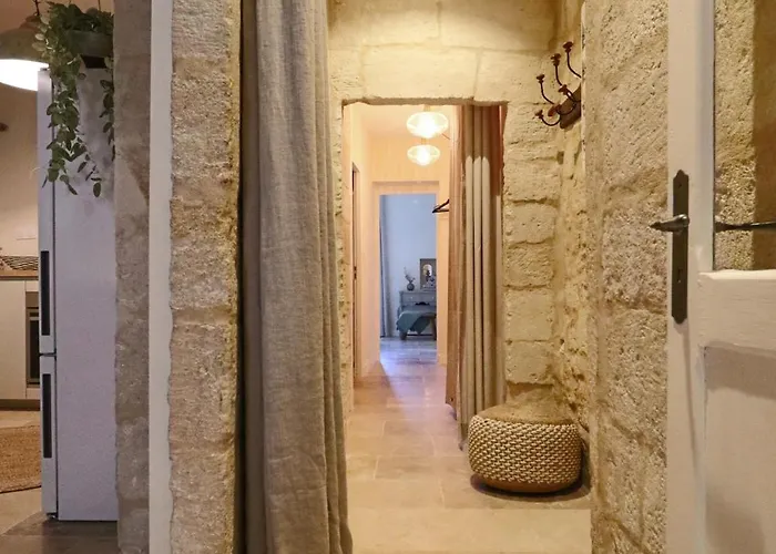 La Grande Bourgade-authentique Maison En Pierre Avec Terrasse Climatisation Au Coeur D'uzes Διαμέρισμα Uzès