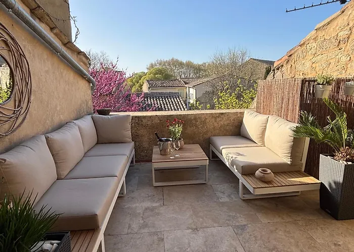 La Grande Bourgade-authentique Maison En Pierre Avec Terrasse Climatisation Au Coeur D'uzes Διαμέρισμα Uzès